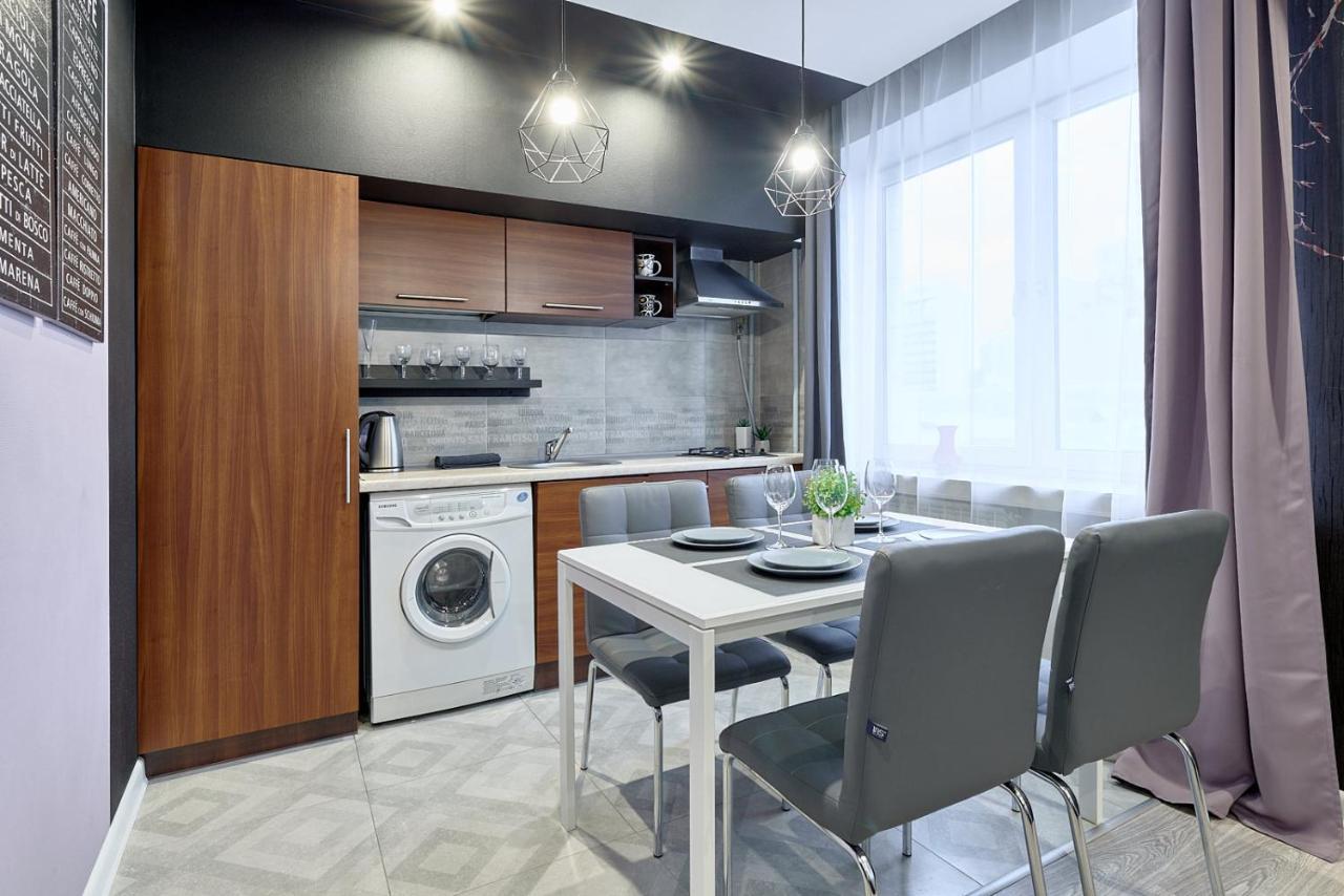 New Apart Lesi Ukrainky Blvd And Olimpiyska And Kreshchatyk And Manhattan City With Parking Kiev Exterior foto