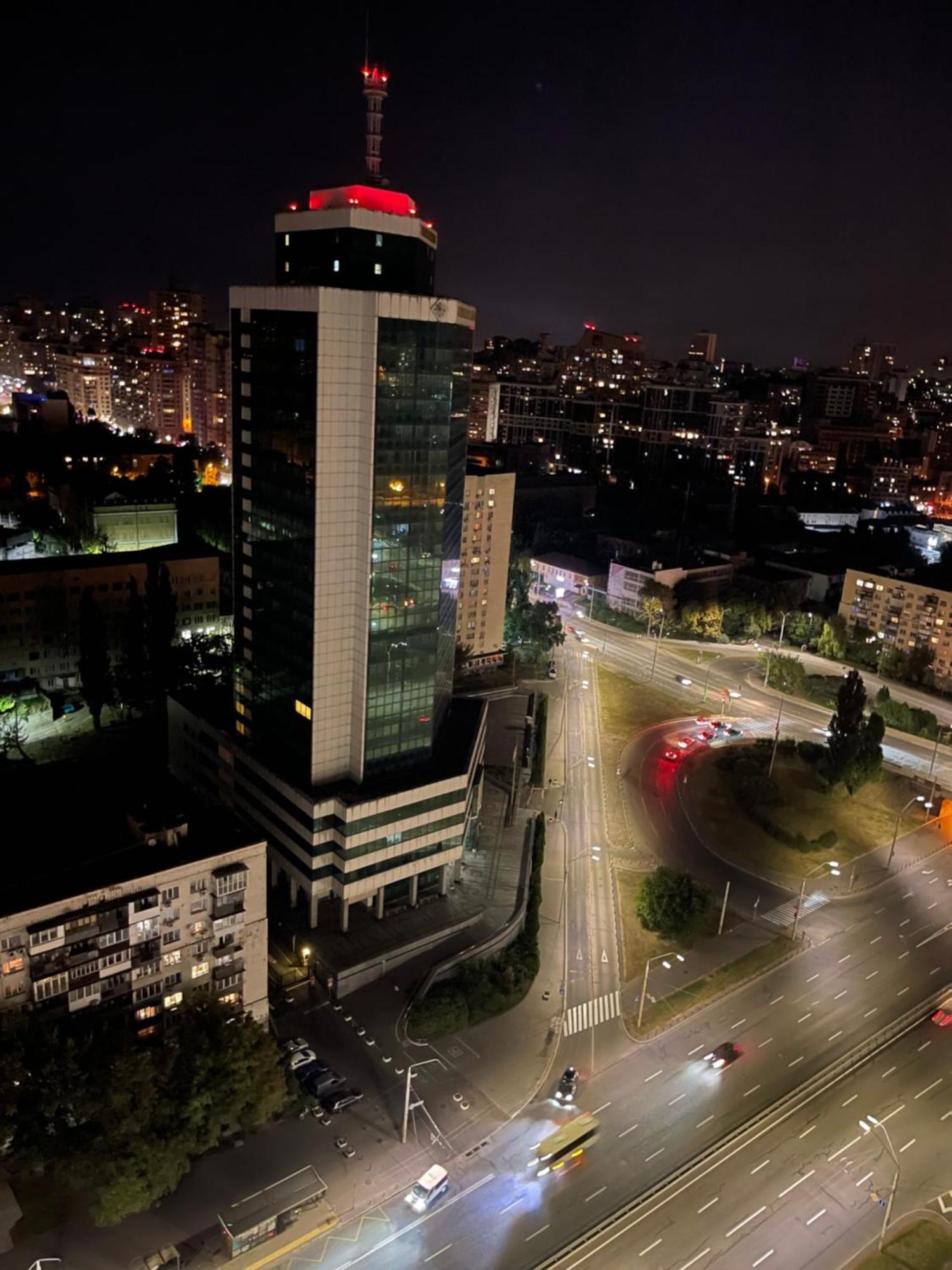 New Apart Lesi Ukrainky Blvd And Olimpiyska And Kreshchatyk And Manhattan City With Parking Kiev Exterior foto