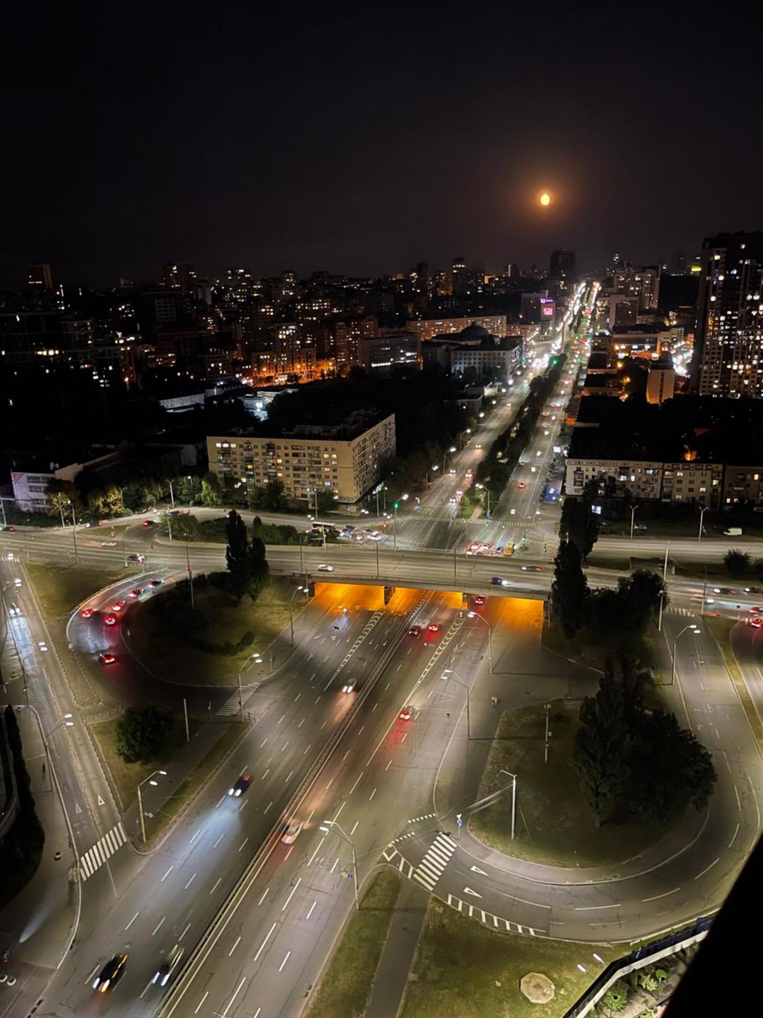 New Apart Lesi Ukrainky Blvd And Olimpiyska And Kreshchatyk And Manhattan City With Parking Kiev Exterior foto
